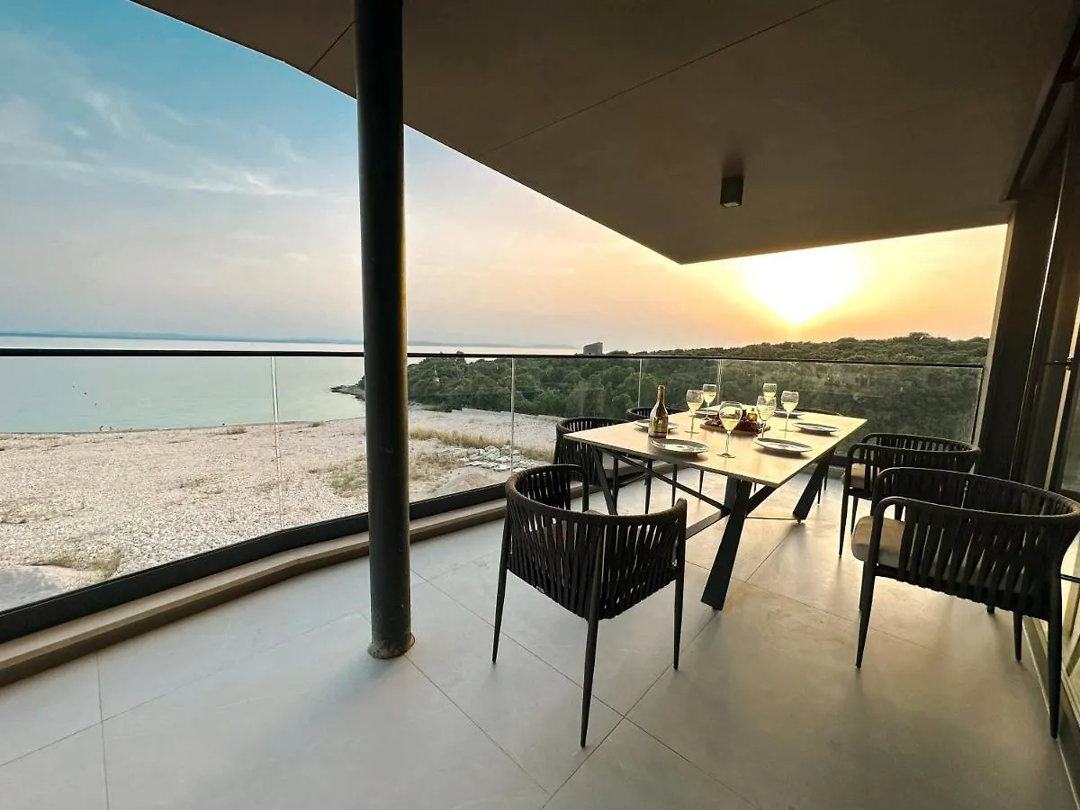 Luxury Apartment Amber - With Jacuzzi Kozino 0*,  Croatia