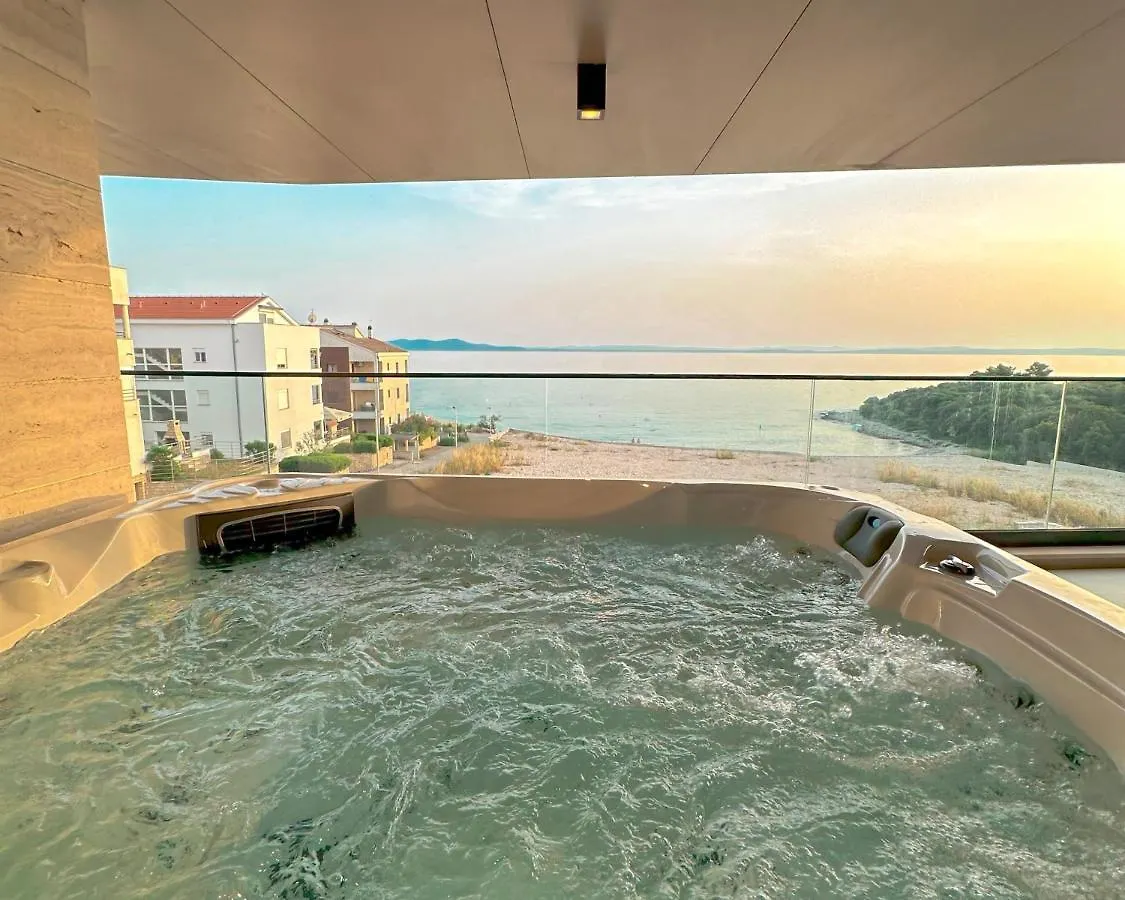 Luxury Apartment Amber - With Jacuzzi Kozino